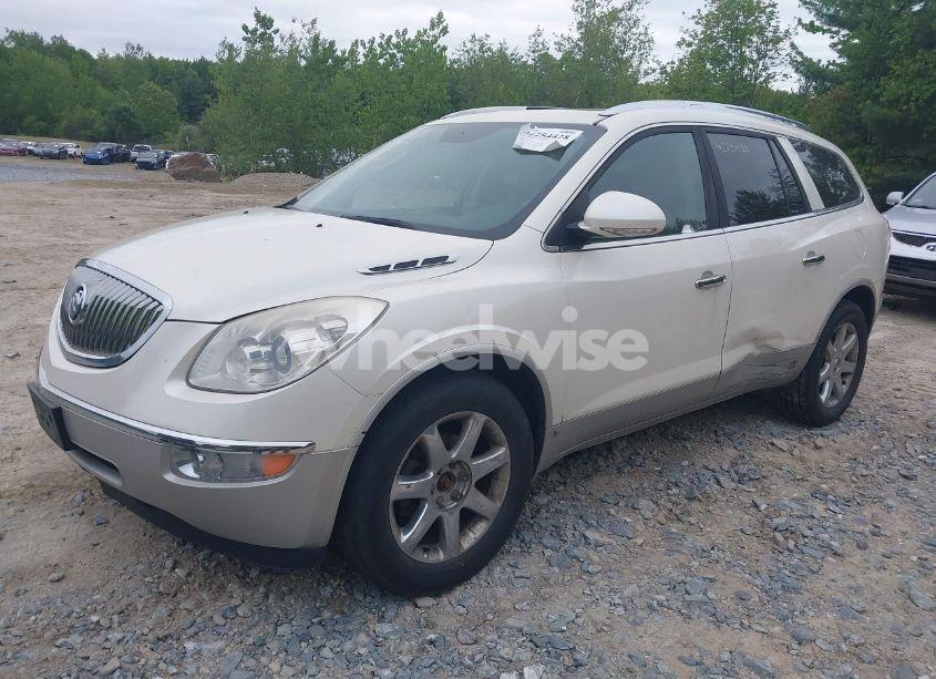 Photo 2 of 2010 Buick Enclave 2XL (VIN 5GALVCED9AJ203204)