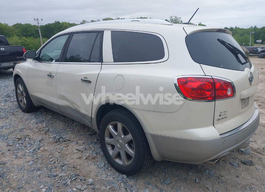 Photo 3 of 2010 Buick Enclave 2XL (VIN 5GALVCED9AJ203204)