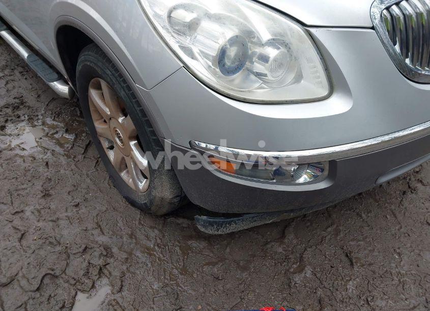 Photo 6 of 2010 Buick Enclave 2XL (VIN 5GALVCED9AJ211724)