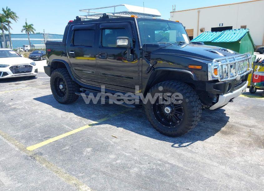 2005 Hummer H2 SUT (VIN 5GRGN22U25H106033) main photo