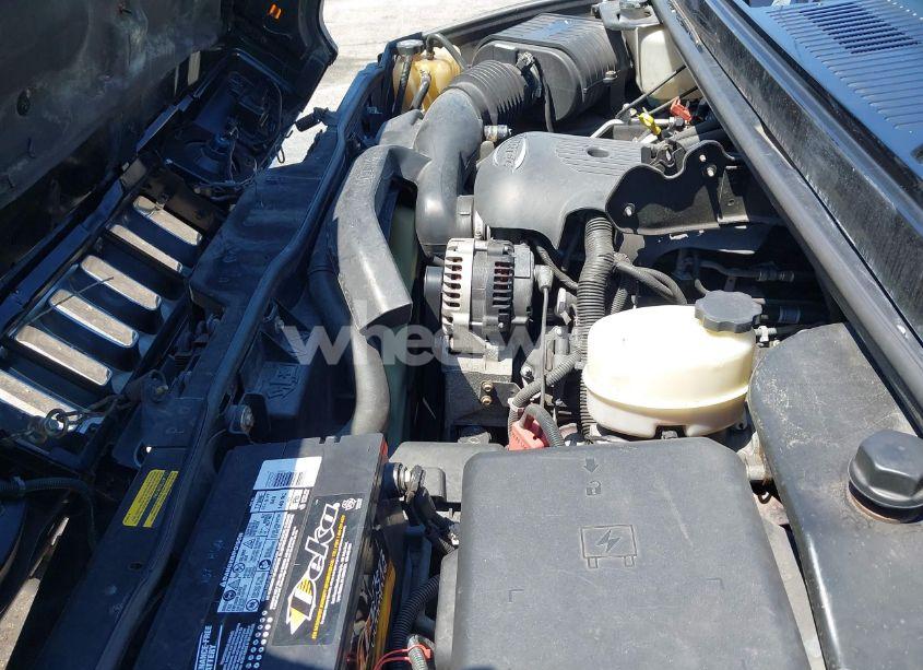 Photo 10 of 2005 Hummer H2 SUT (VIN 5GRGN22U25H106033)