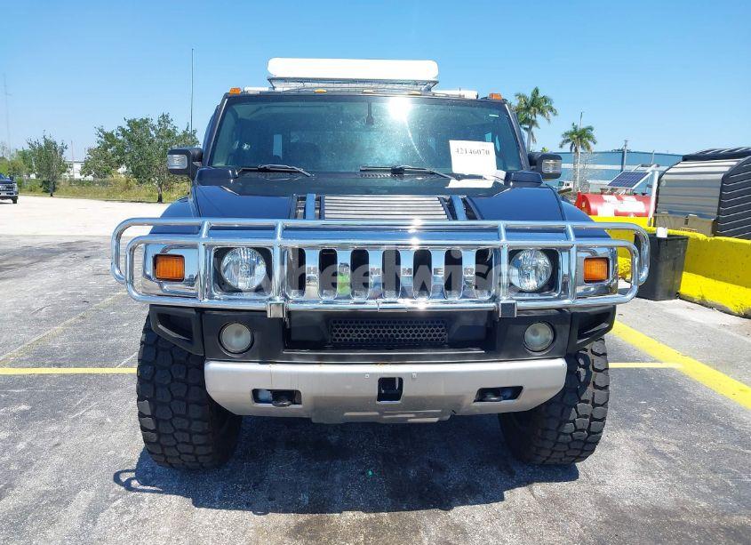 Photo 6 of 2005 Hummer H2 SUT (VIN 5GRGN22U25H106033)