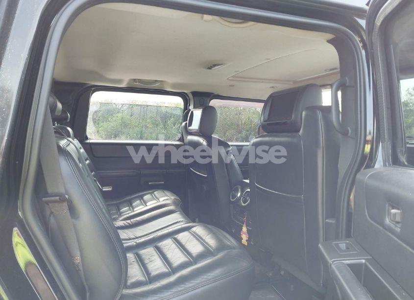 Photo 8 of 2005 Hummer H2 SUT (VIN 5GRGN22U25H113340)