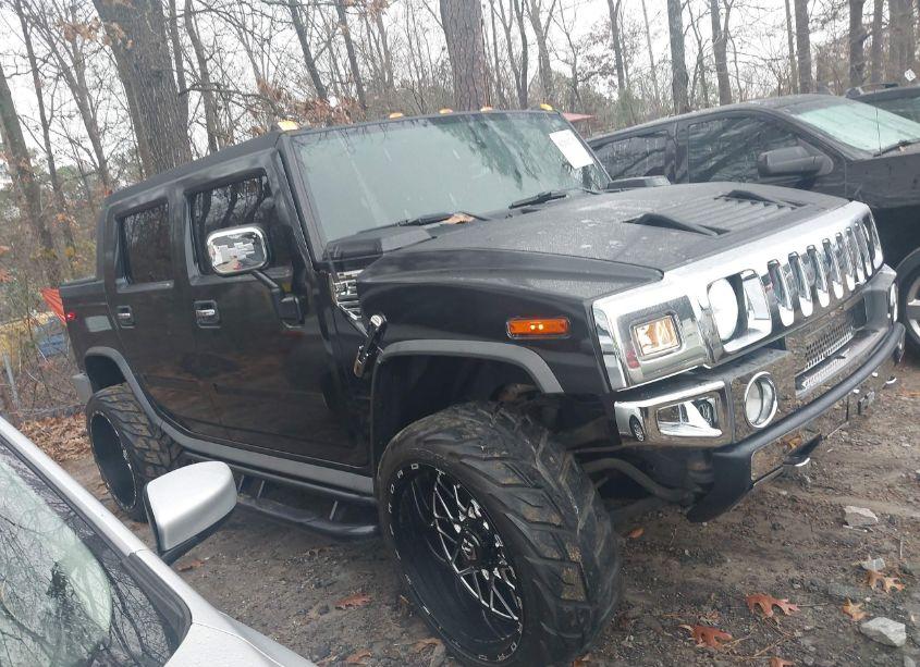 Photo 13 of 2005 Hummer H2 SUT (VIN 5GRGN22U25H130901)