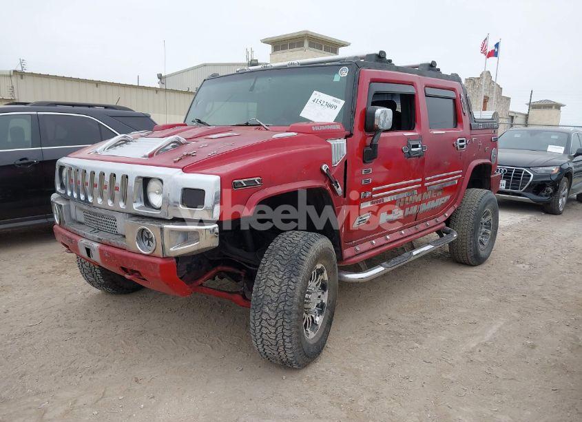 Photo 2 of 2005 Hummer H2 SUT (VIN 5GRGN22U85H109468)