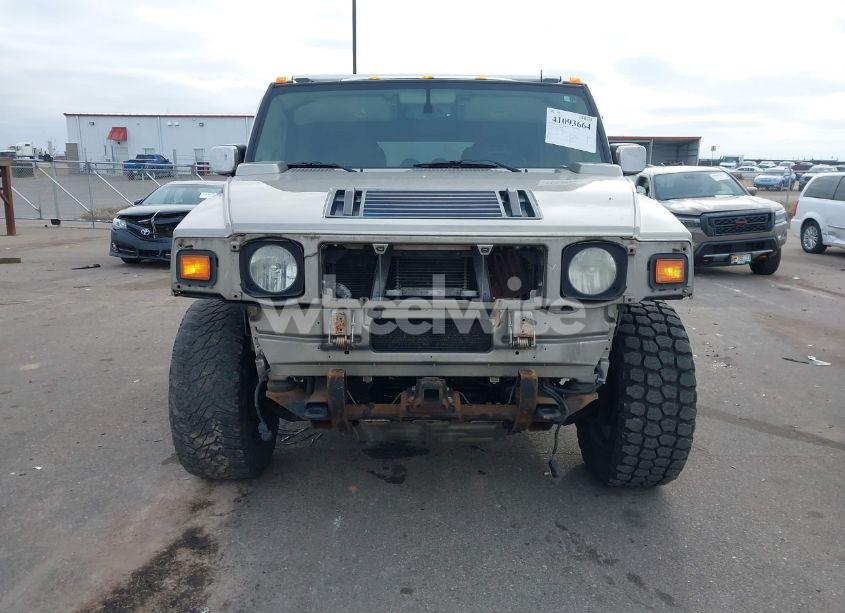 Photo 6 of 2003 Hummer H2 (VIN 5GRGN23U03H123344)