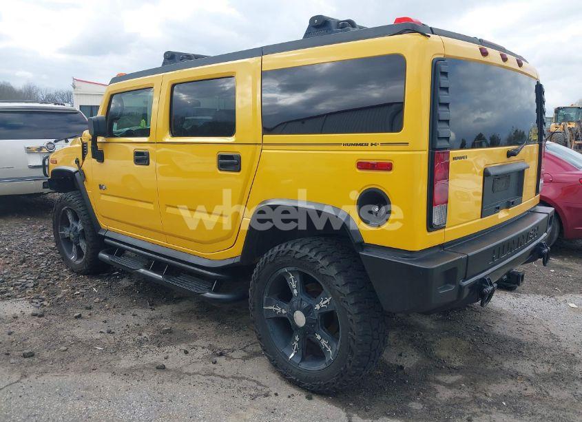 Photo 3 of 2005 Hummer H2 SUV (VIN 5GRGN23U05H116171)