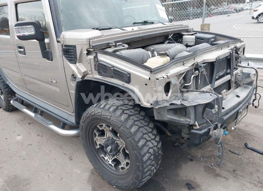 Photo 17 of 2006 Hummer H2 SUV (VIN 5GRGN23U06H121761)