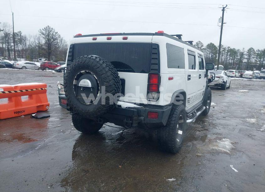 Photo 4 of 2007 Hummer H2 SUV (VIN 5GRGN23U07H111605)