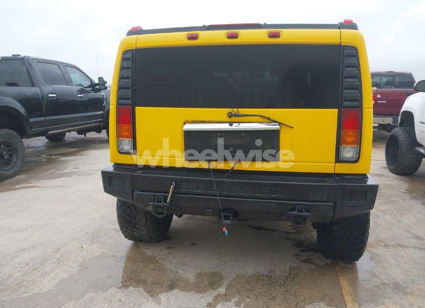 Photo 16 of 2003 Hummer H2 (VIN 5GRGN23U13H134529)