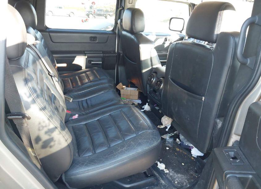 Photo 8 of 2005 Hummer H2 SUV (VIN 5GRGN23U15H111559)