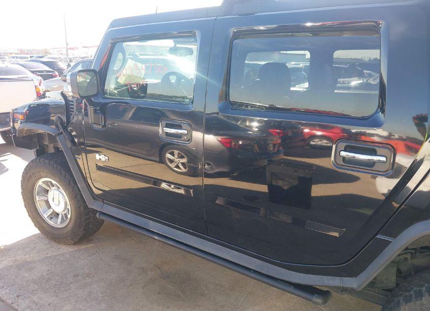 Photo 14 of 2003 Hummer H2 (VIN 5GRGN23U23H143840)