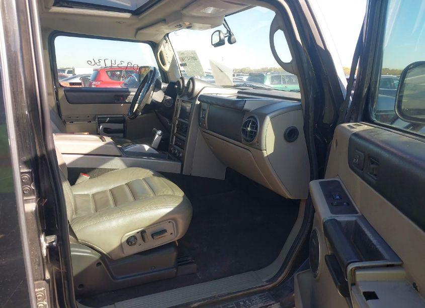 Photo 5 of 2003 Hummer H2 (VIN 5GRGN23U23H143840)