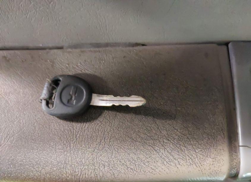 Photo 11 of 2003 Hummer H2 (VIN 5GRGN23U23H144857)