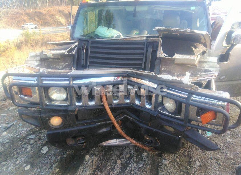 Photo 6 of 2003 Hummer H2 (VIN 5GRGN23U33H110037)