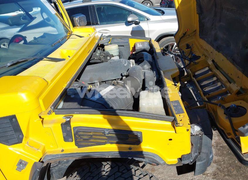 Photo 10 of 2003 Hummer H2 (VIN 5GRGN23U33H113505)