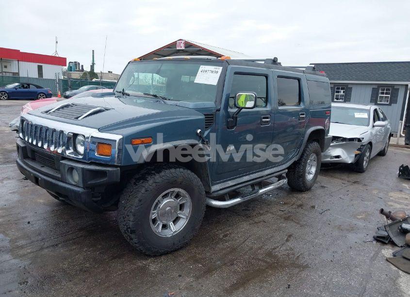 Photo 2 of 2005 Hummer H2 SUV (VIN 5GRGN23U35H102703)