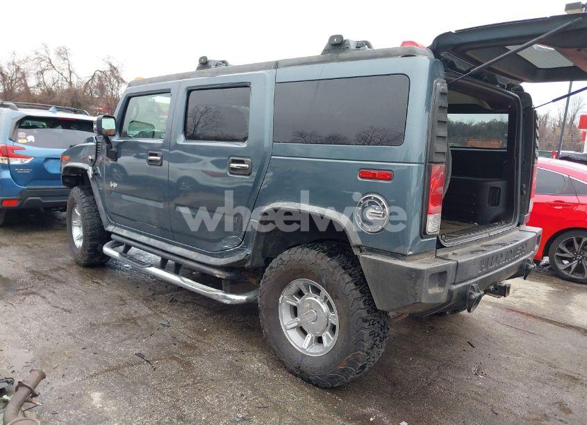 Photo 3 of 2005 Hummer H2 SUV (VIN 5GRGN23U35H102703)
