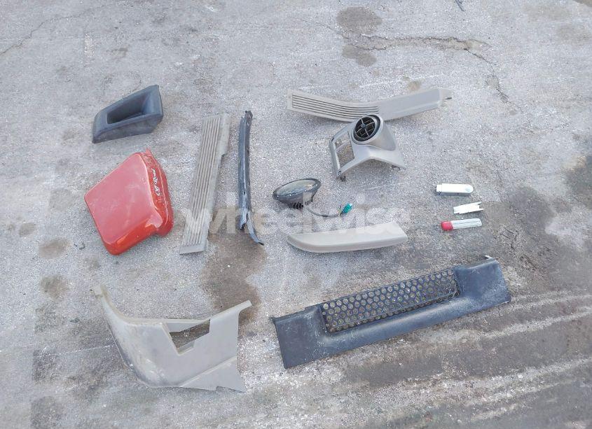 Photo 12 of 2003 Hummer H2 (VIN 5GRGN23U43H101959)