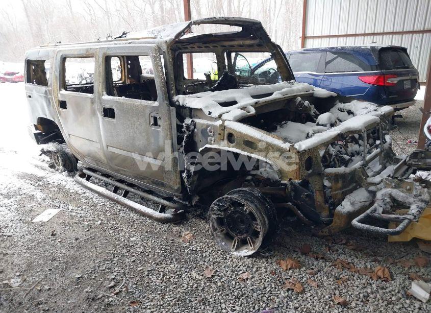 2003 Hummer H2 (VIN 5GRGN23U43H144553) main photo