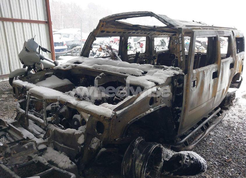 Photo 6 of 2003 Hummer H2 (VIN 5GRGN23U43H144553)