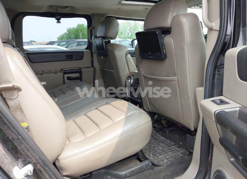 Photo 8 of 2004 Hummer H2 N/A (VIN 5GRGN23U44H114888)