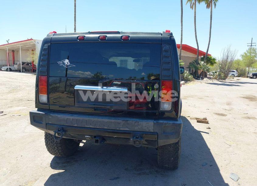 Photo 16 of 2005 Hummer H2 SUV (VIN 5GRGN23U45H116836)