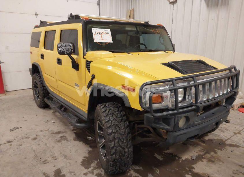 2003 Hummer H2 (VIN 5GRGN23U63H107004) main photo