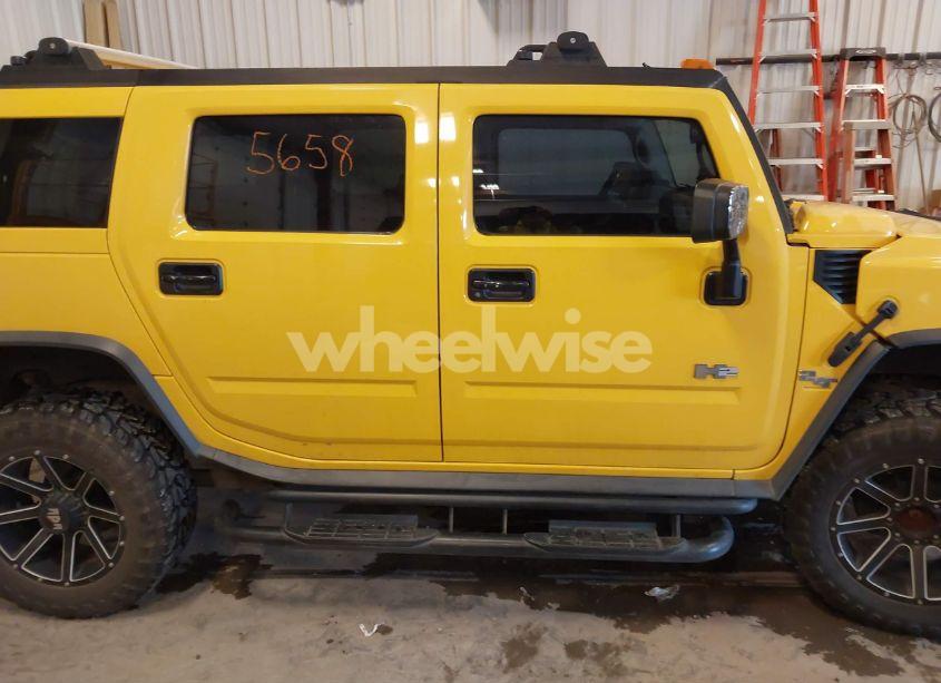 Photo 13 of 2003 Hummer H2 (VIN 5GRGN23U63H107004)
