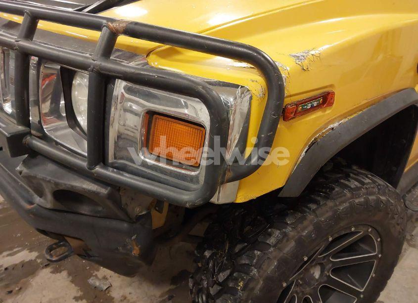 Photo 6 of 2003 Hummer H2 (VIN 5GRGN23U63H107004)