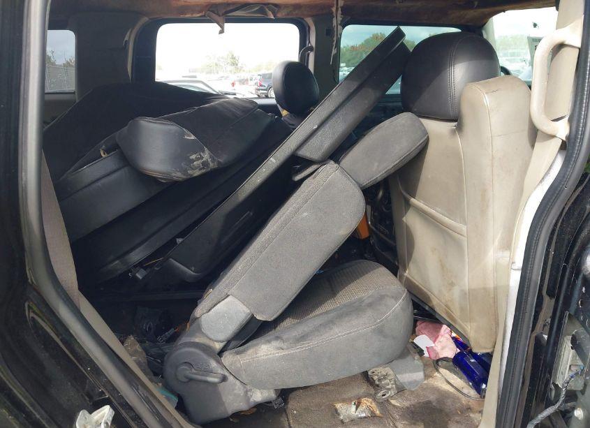 Photo 8 of 2003 Hummer H2 (VIN 5GRGN23U63H111926)