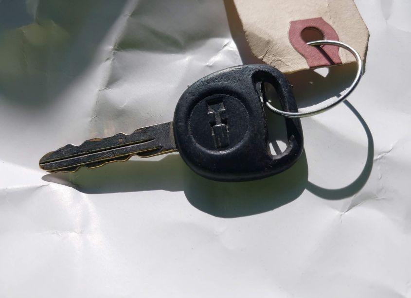 Photo 11 of 2005 Hummer H2 SUV (VIN 5GRGN23U65H111850)