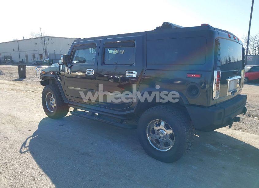 Photo 3 of 2005 Hummer H2 SUV (VIN 5GRGN23U65H122363)