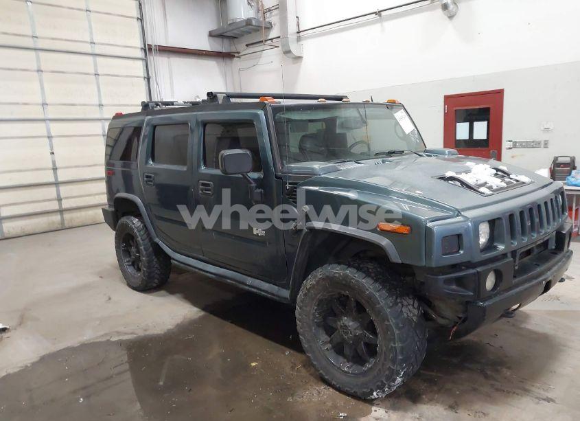 2005 Hummer H2 SUV (VIN 5GRGN23U65H132505) main photo