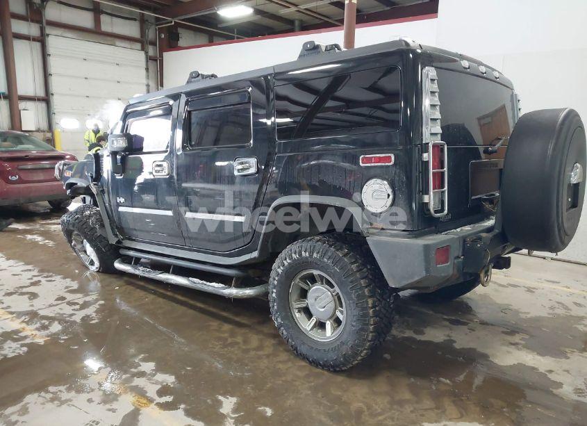 Photo 3 of 2007 Hummer H2 SUV (VIN 5GRGN23U67H110488)