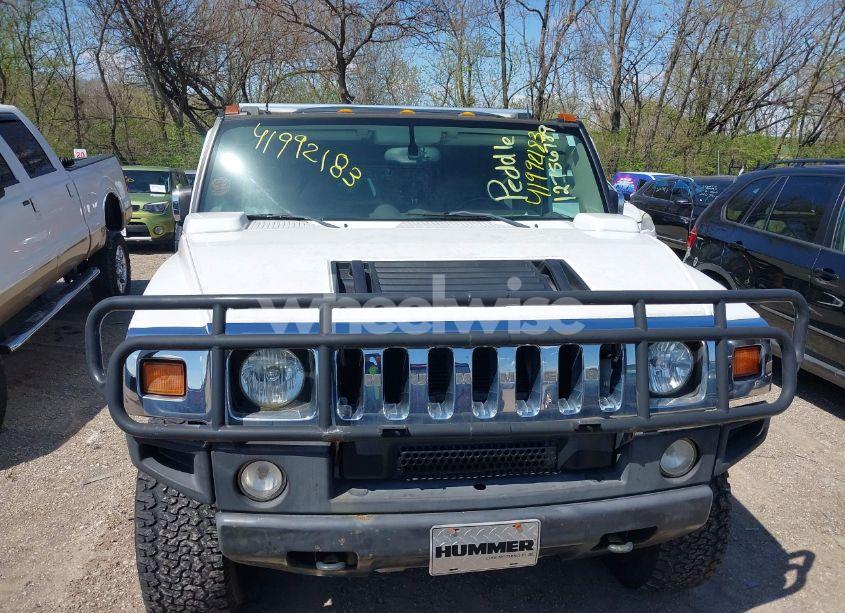 Photo 6 of 2003 Hummer H2 (VIN 5GRGN23U83H120658)