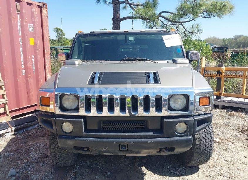 Photo 12 of 2005 Hummer H2 SUV (VIN 5GRGN23U85H129007)
