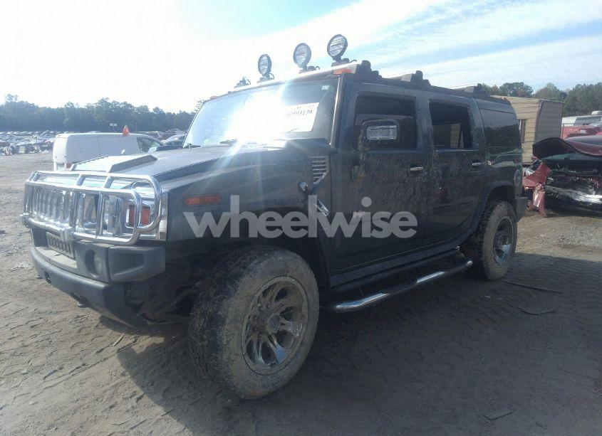 Photo 2 of 2006 Hummer H2 SUV (VIN 5GRGN23U96H108541)