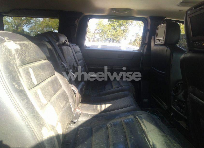 Photo 8 of 2006 Hummer H2 SUV (VIN 5GRGN23U96H108541)