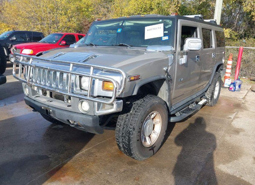 Photo 2 of 2006 Hummer H2 SUV (VIN 5GRGN23U96H114310)