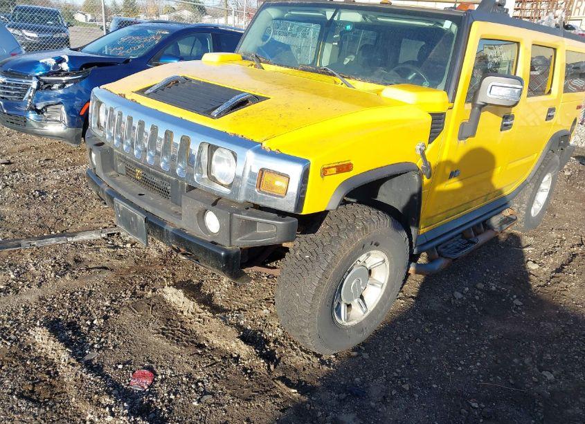 Photo 2 of 2003 Hummer H2 (VIN 5GRGN23UX3H121746)