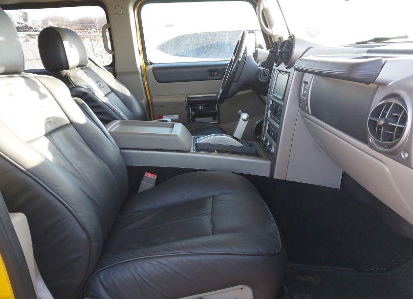 Photo 5 of 2003 Hummer H2 (VIN 5GRGN23UX3H121746)
