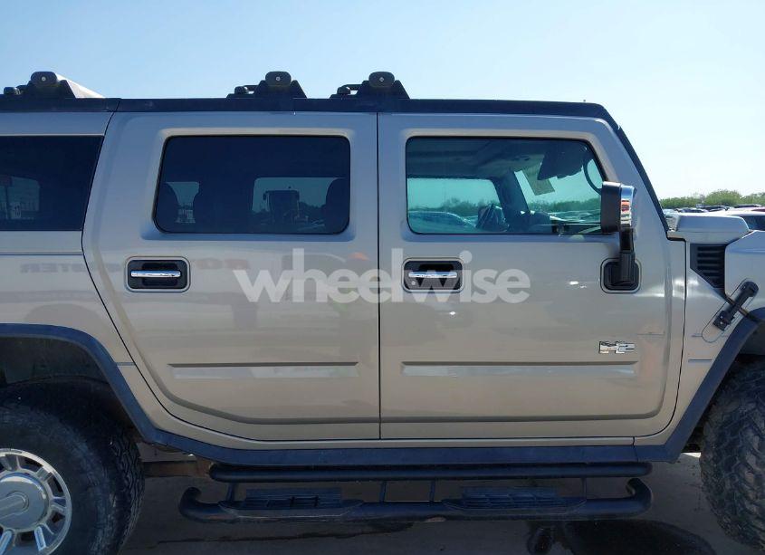 Photo 14 of 2003 Hummer H2 (VIN 5GRGN23UX3H146579)