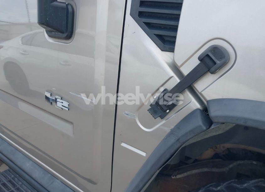 Photo 19 of 2003 Hummer H2 (VIN 5GRGN23UX3H146579)