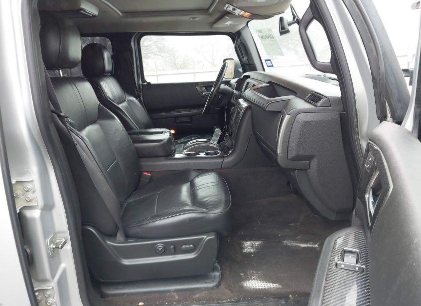 Photo 5 of 2009 Hummer H2 SUV (VIN 5GRGN83279H100850)
