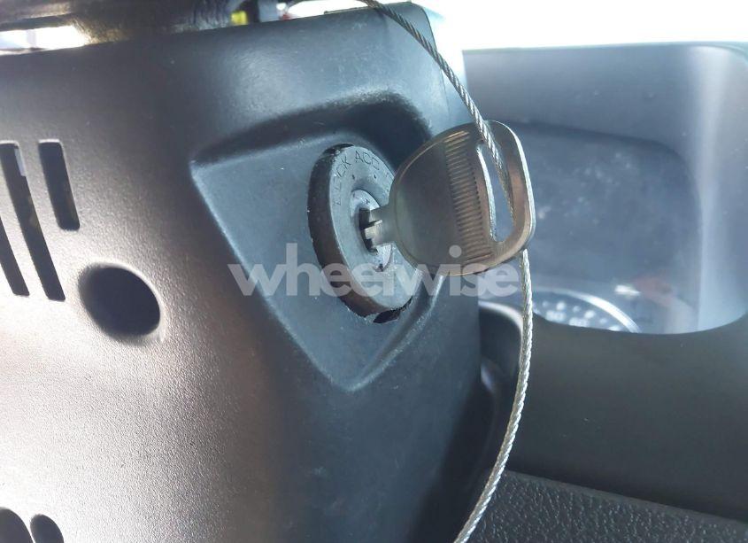 Photo 11 of 2006 Hummer H3 SUV (VIN 5GTDN136068155630)