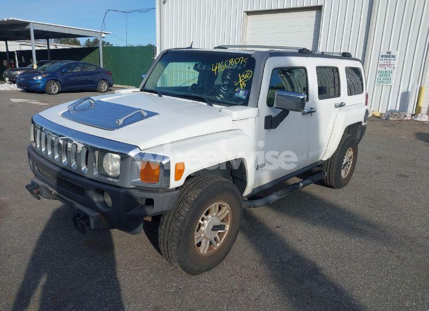 Photo 2 of 2006 Hummer H3 SUV (VIN 5GTDN136068157121)