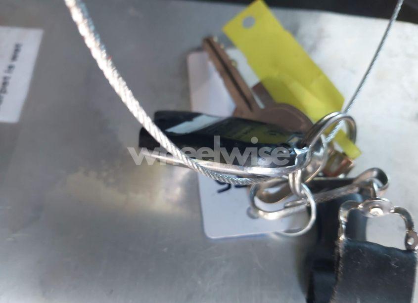 Photo 11 of 2006 Hummer H3 SUV (VIN 5GTDN136168228942)