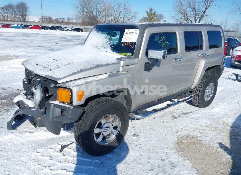 Photo 2 of 2006 Hummer H3 SUV (VIN 5GTDN136168228942)