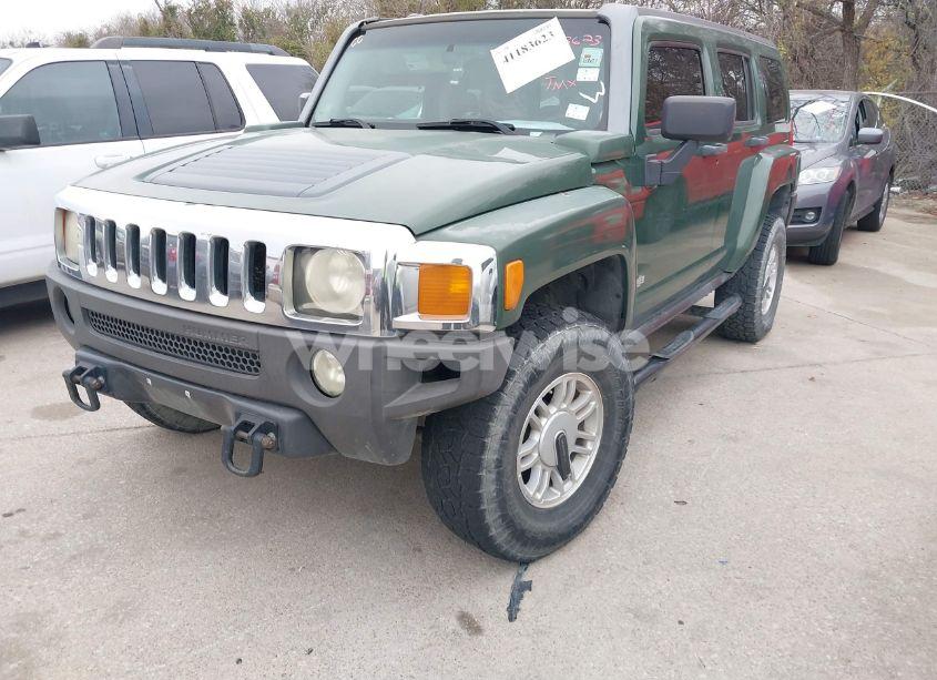 Photo 2 of 2006 Hummer H3 SUV (VIN 5GTDN136268100953)